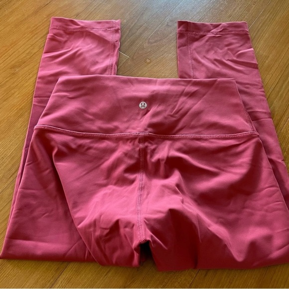 Lululemon yoga pants - Picture 6 of 6